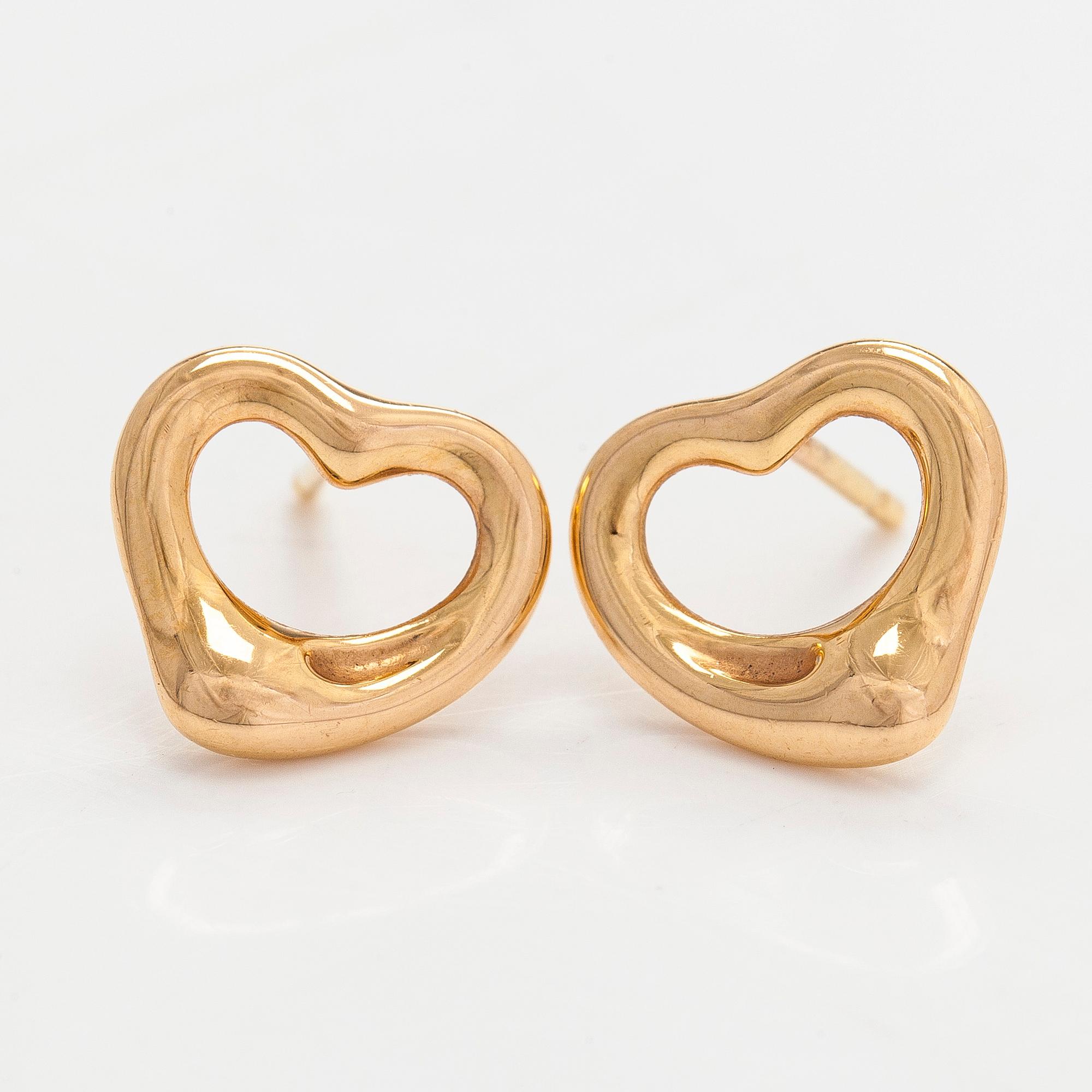 Tiffany & Co, Elsa Peretti, korvakorut, "Open Heart", 18K kultaa.