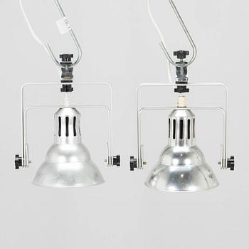 Yrjö Kukkapuro, spottivalaisimia, 2 kpl, malli 100, Haimi Oy 1970.