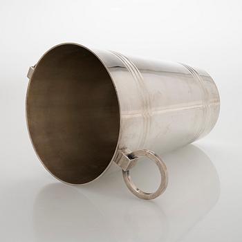 A champagne cooler, St Médard, France, first half of the 20th century.