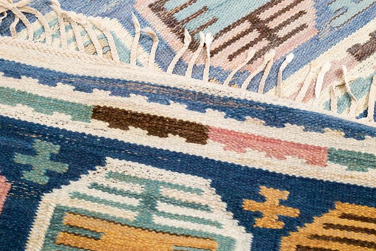 Märta Måås-Fjetterström, a carpet, "Dukater", flat weave ca 298,5 x 231,5-233,5 cm, signed AB MMF.