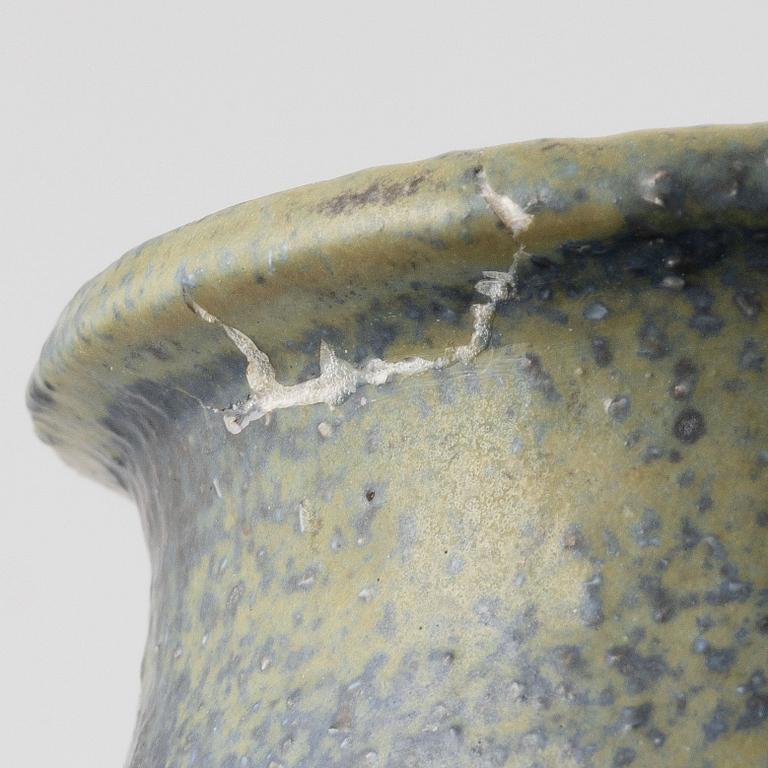 Francesca Mascitti-Lindh, a chamotte stoneware vase, Arabia, Finland ca 1960.