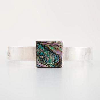 ARNE JOHANSEN, Roskilde, Danmark, collier med Abalonepärlemor.