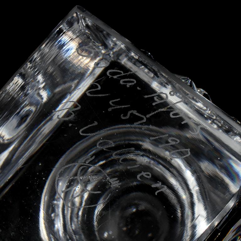 LJUSSTAKAR, ett par, glas, Bertil Vallien, Boda-Åfors, sent 1900-tal.