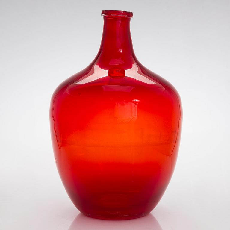 A mid-20th century bottle/floor vase for Riihimäen Lasi Oy.