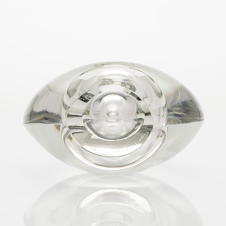 Timo Sarpaneva, a glass sculpture, 3567 'Sitting bird' signed  Timo Sarpaneva Iittala.