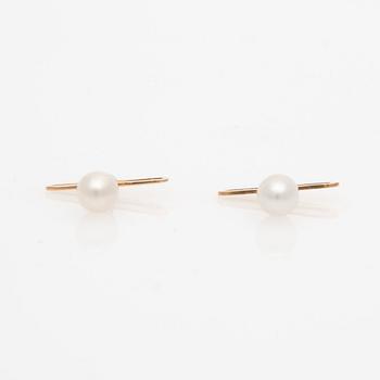 FRACKKNAPPAR, pärlor, 14K kultaa.