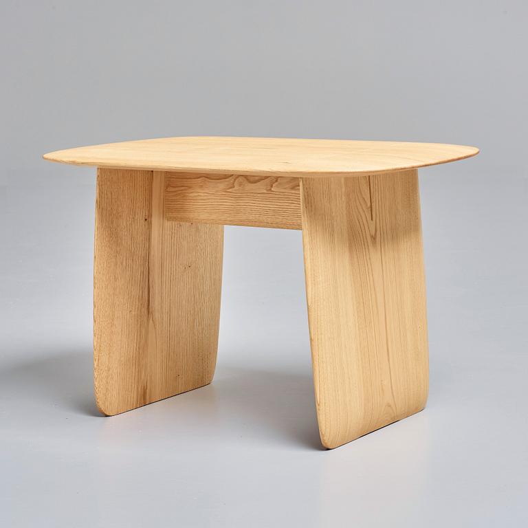 Claesson Koivisto Rune, a "Hand" stool,   Sasimonokagu Takahashi, Japan 2019.