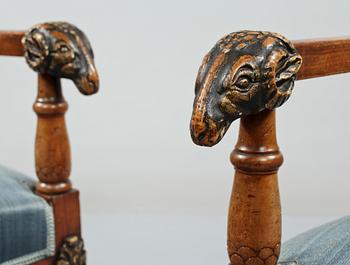 KARMSTOLAR, ett par, empire, 1800-talets första hälft.