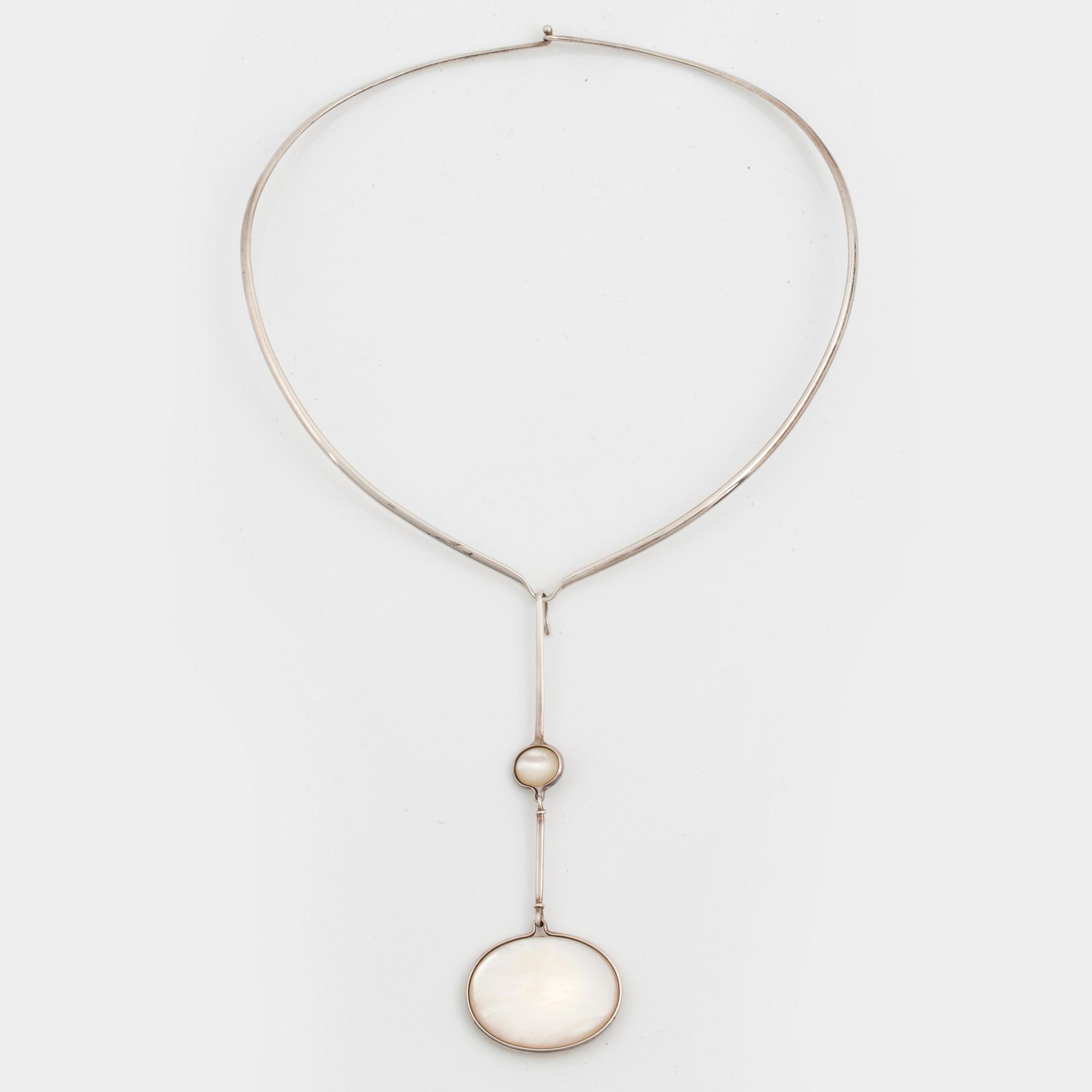Vivianna Torun Bülow-Hübe, a silver and mother of pearl necklace, executed in her own workshop probably 1980's.