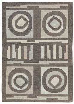 576. CARPET. Flat weave. 242,5 x 170,5 cm. Signed GBJ as well as a weavers signature in the form of a light blue square.