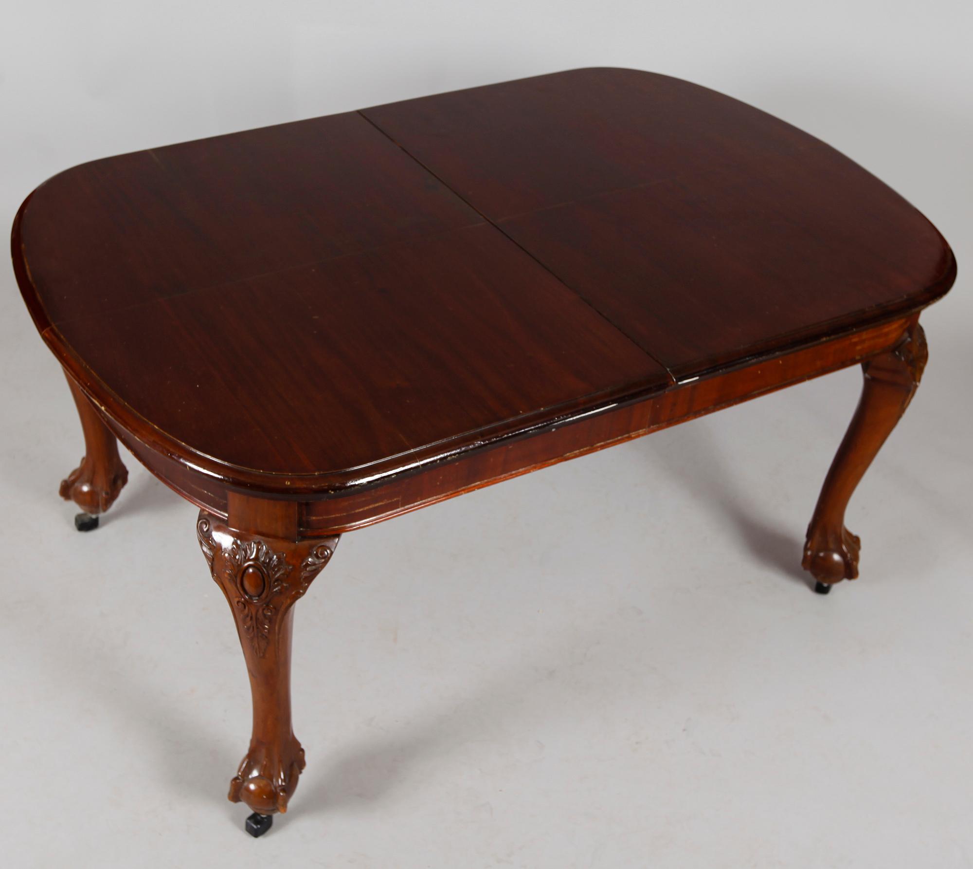 MATBORD, Chippendale, 1900-talets första hälft.