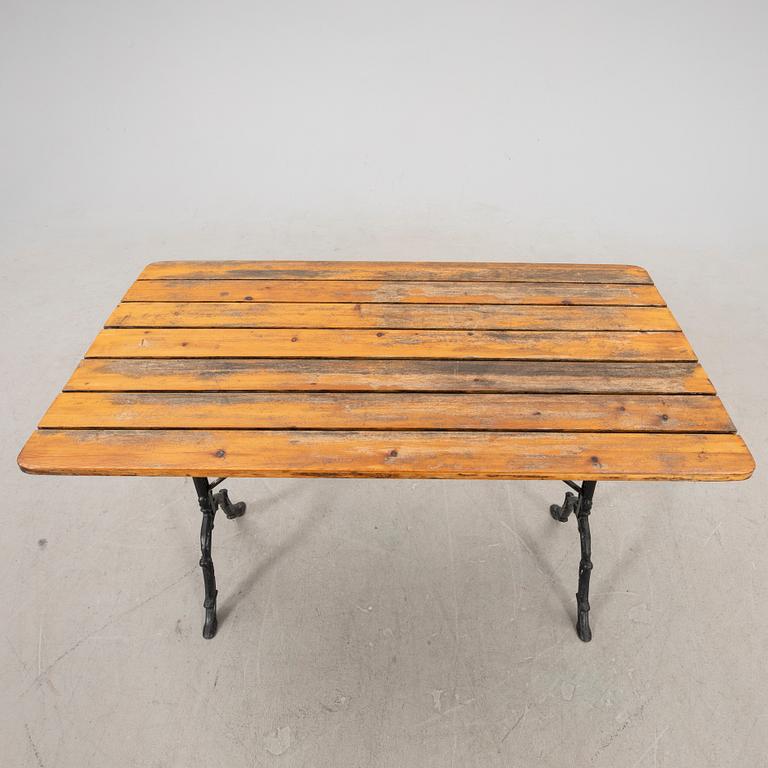 A two pcs Btarums bruks garden suit later part of the 20th century.