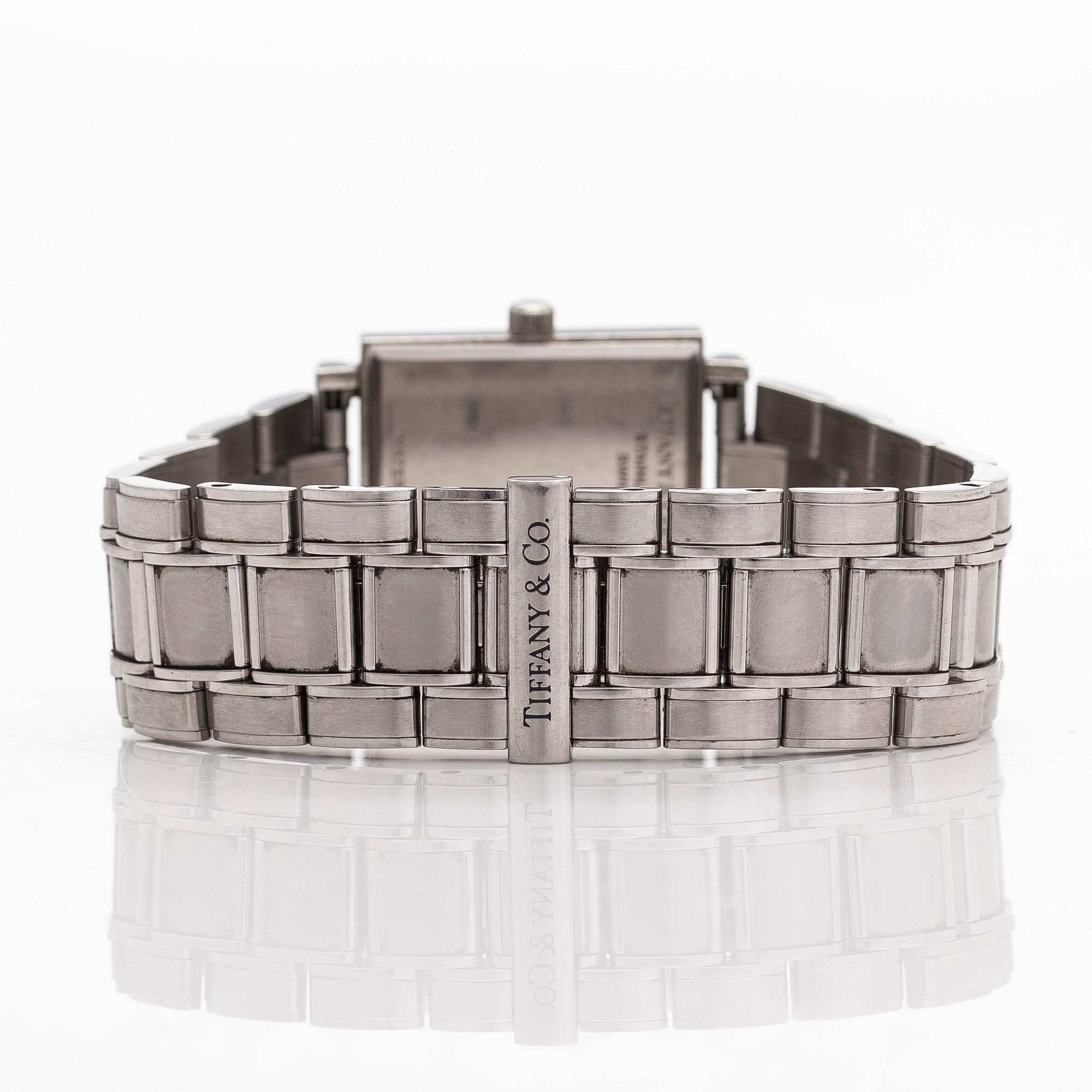 Tiffany & Co, Atlas, rannekello, 28,5 x 28,5 mm.