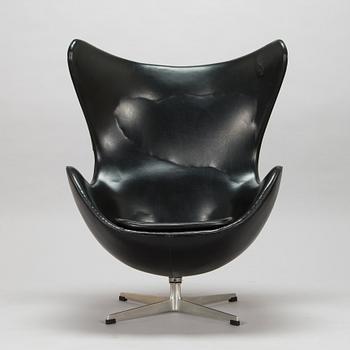 Arne Jacobsen,   fåtölj, "Ägget/ The Egg Chair", Arne Jacobsen, Fritz Hansen, Danmark 1960-tal.