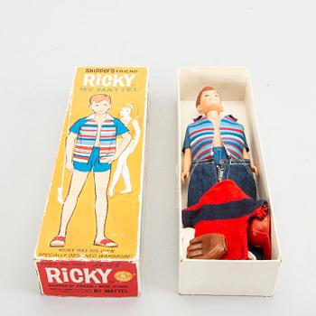 BARBIEDOCKOR, 5 st, Mattel, kläder och kartonger medföljer. 1960-tal.