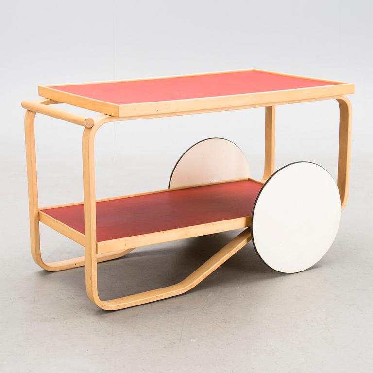 A mid 20th century '98' tea trolley for Artek, Finland.