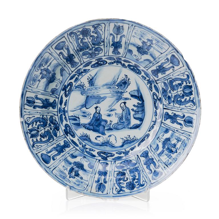 A large blue and white kraak dish, Ming dynasty,  late Wanli/1630's.