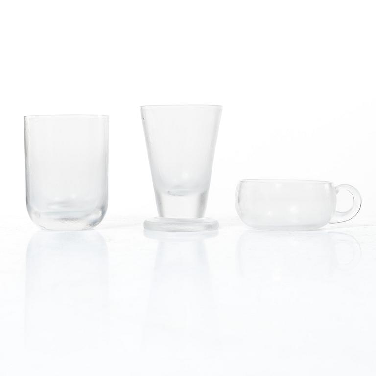 Vicke Lindstrand, servisdelar, 26st, glas, "Iced", Orrefors.