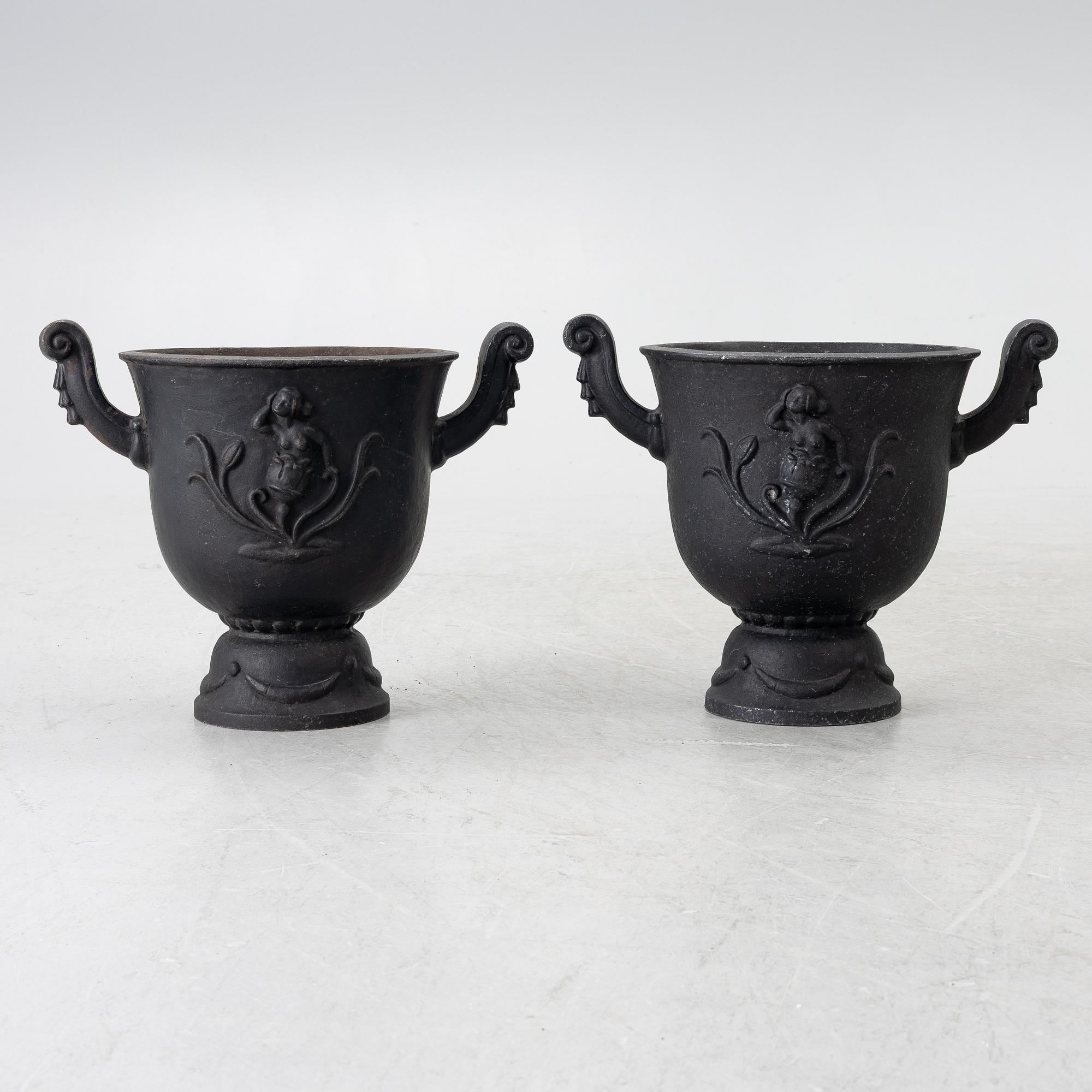 Ivar Johnsson, A pair of "Faun urns", Näfveqvarn's factory.