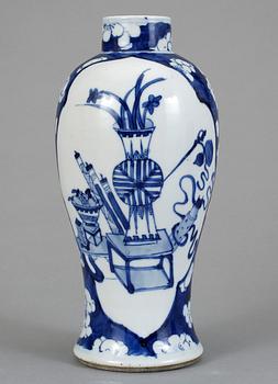 VAS, porslin, Kangxi-stil, Kina, 1900-tal.