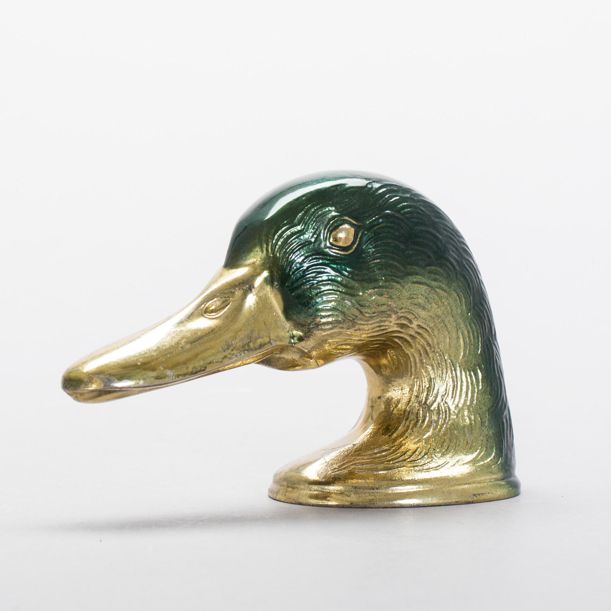 FLASKÖPPNARE, "Ducky" Paris, bemålad mässing, 1900-talets andra hälft.