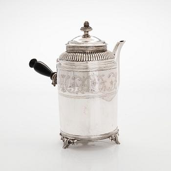 A Gustavian silver coffee pot, maker's mark of J. Henrik Frodell, Stockholm 1797.