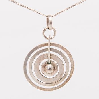 TAPIO WIRKKALA, RIIPUS, "Hopeakuu", hopeaa. Kultakeskus 1972.