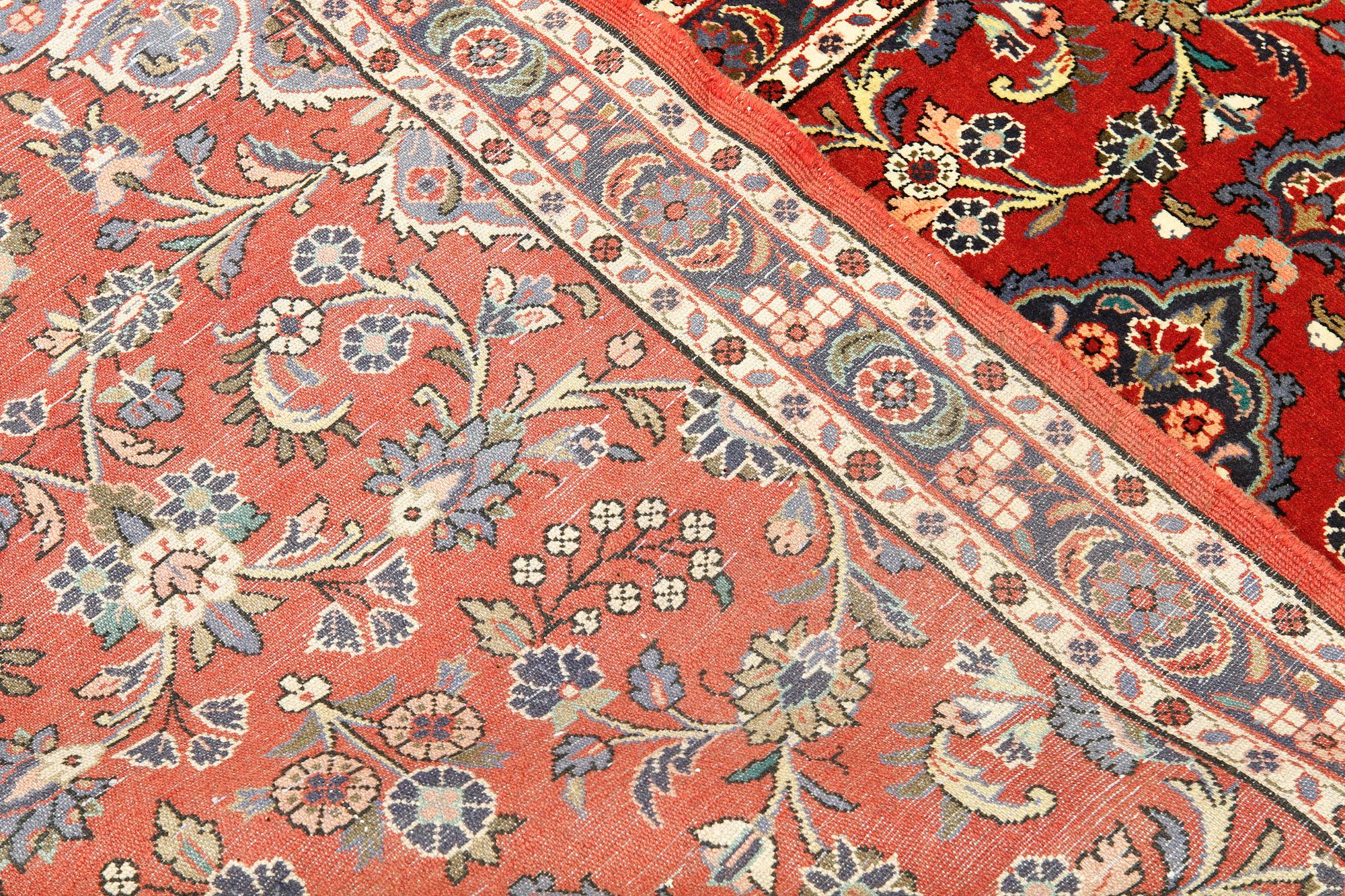 A Hamadan runner, approx. 285 x 102 cm.