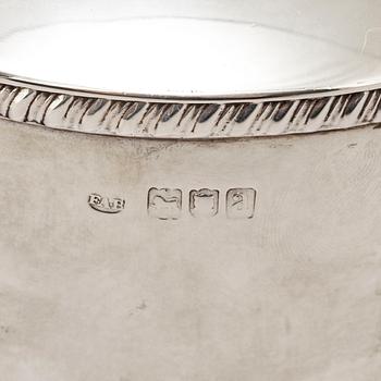 Frederick Augustus Burridge. A silver tea caddy, London 1896.