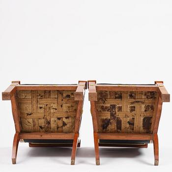 Karmstolar, ett par, Stockholmsarbeten 1800-talets första hälft, Empire.