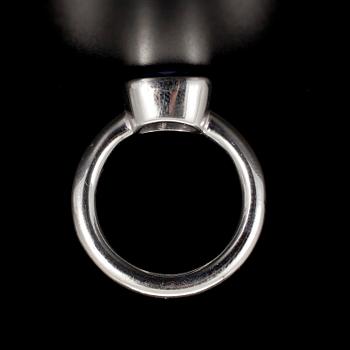 RING, vitguld 18K, tanzanit 3,9 ct. Vikt 8,6 g.