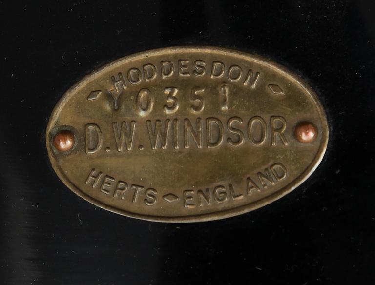 LYKTOR, 1 par, för utomhusbruk, D.W Windsor, Hoddesdon, Herts, England, 1900-/2000-tal.