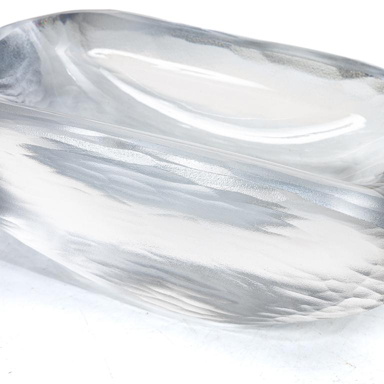 Vicke Lindstrand, Bowls, 4 pcs, glass, “Platina”, Orrefors.
