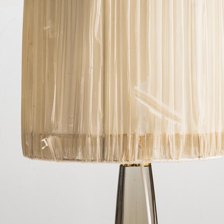 Lisa Johansson-Pape, a pair of mid-20th century '40-014' table lamps for Stockmann Orno.
