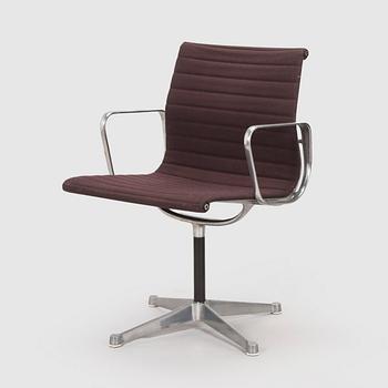 Charles & Ray Eames, työtuoli, malli EA 108, Herman Miller, 1970-luku.