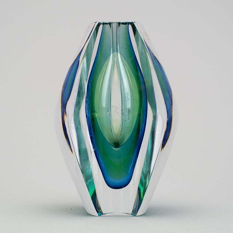 MONA MORALES-SCHILDT, glass vase, "Ventana", Kosta, ca 1960.
