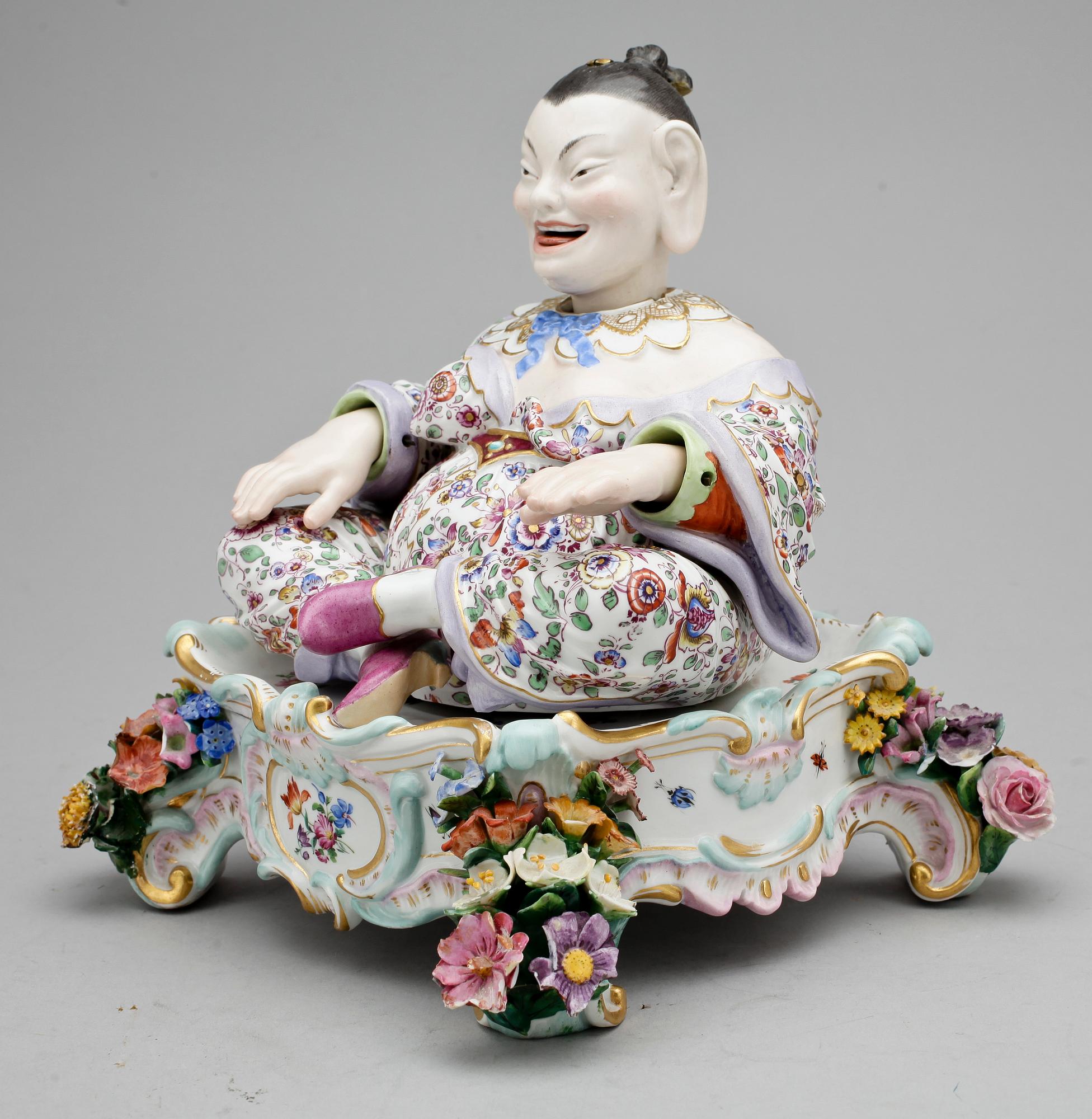 NICKEDOCKA med SOCKEL, porslin, Meissen.