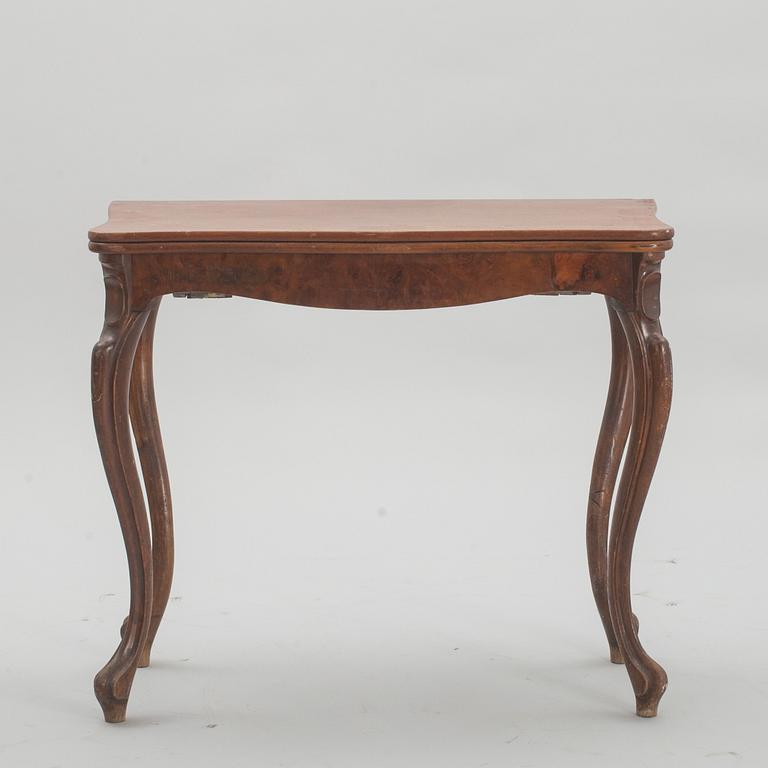 SPELBORD, nyrokoko 1800-talets andra hälft.