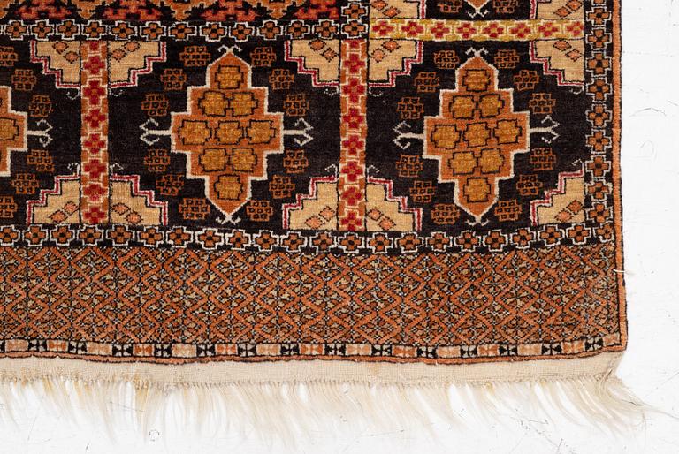 Matta, orientalisk, ca 175 x 125 cm.