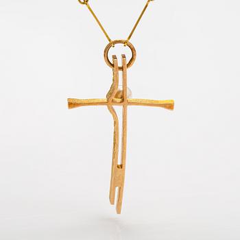 Christophe Burger, "Gold bless", a 14K gold necklace with a cultured pearl. Lapponia 2003.