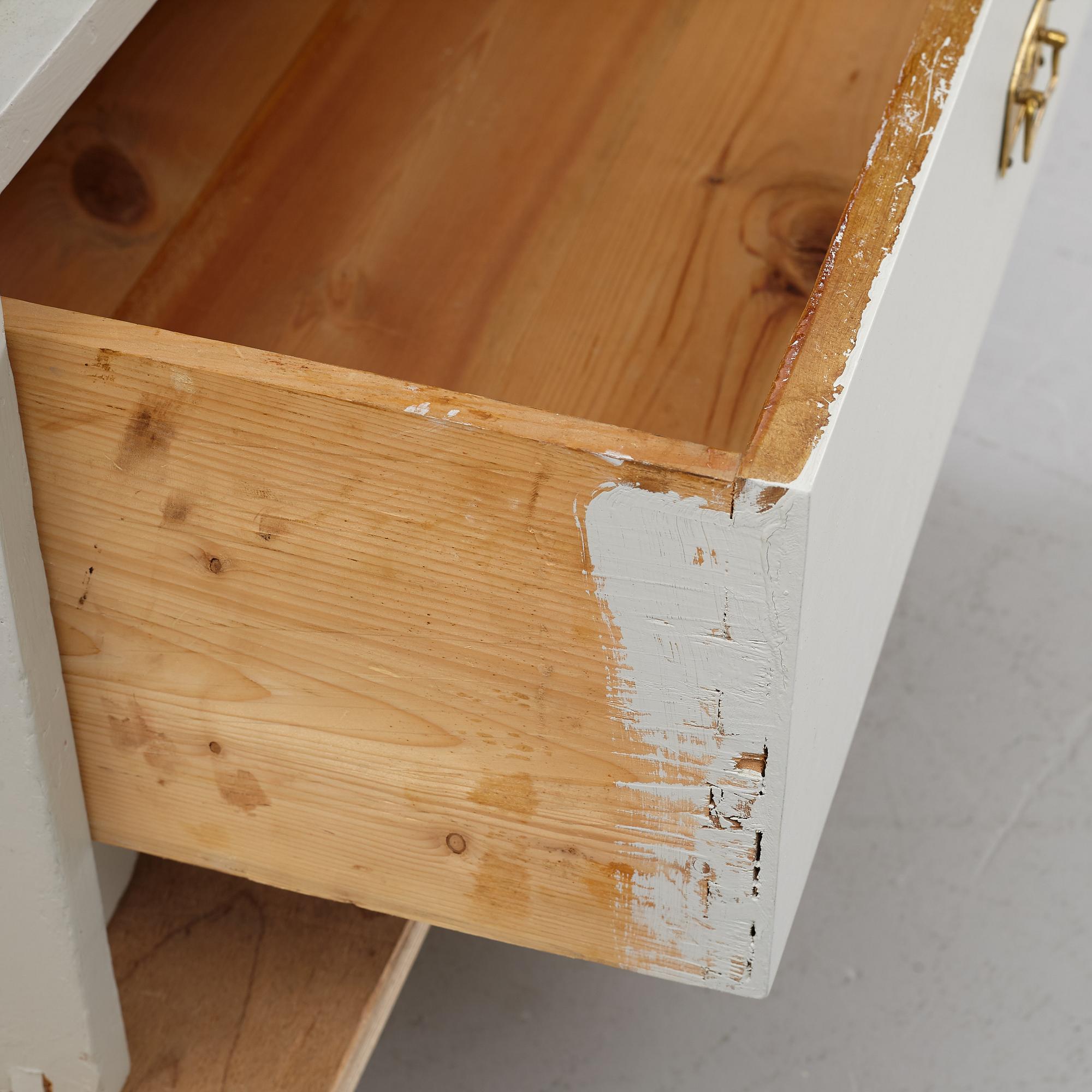 Klädskåp, 1900-talets början.