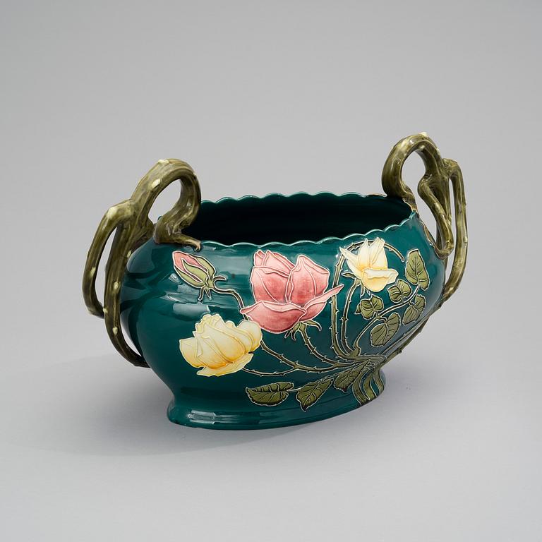 CACHEPOT, majolica, jugend, Austria early 20th cetury.