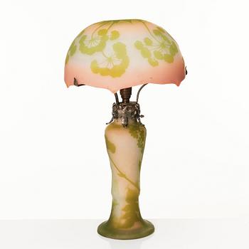 Emile Gallé, a 'Hortensia' cameo glass table lamp, Nancy France ca 1900.