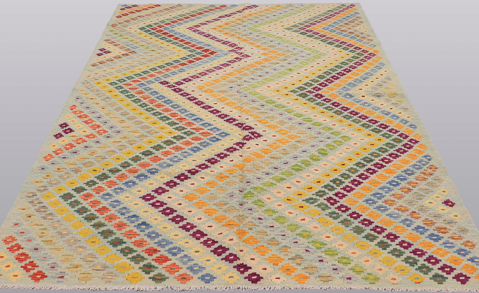 A Kelim carpet, 300 x 196 cm.