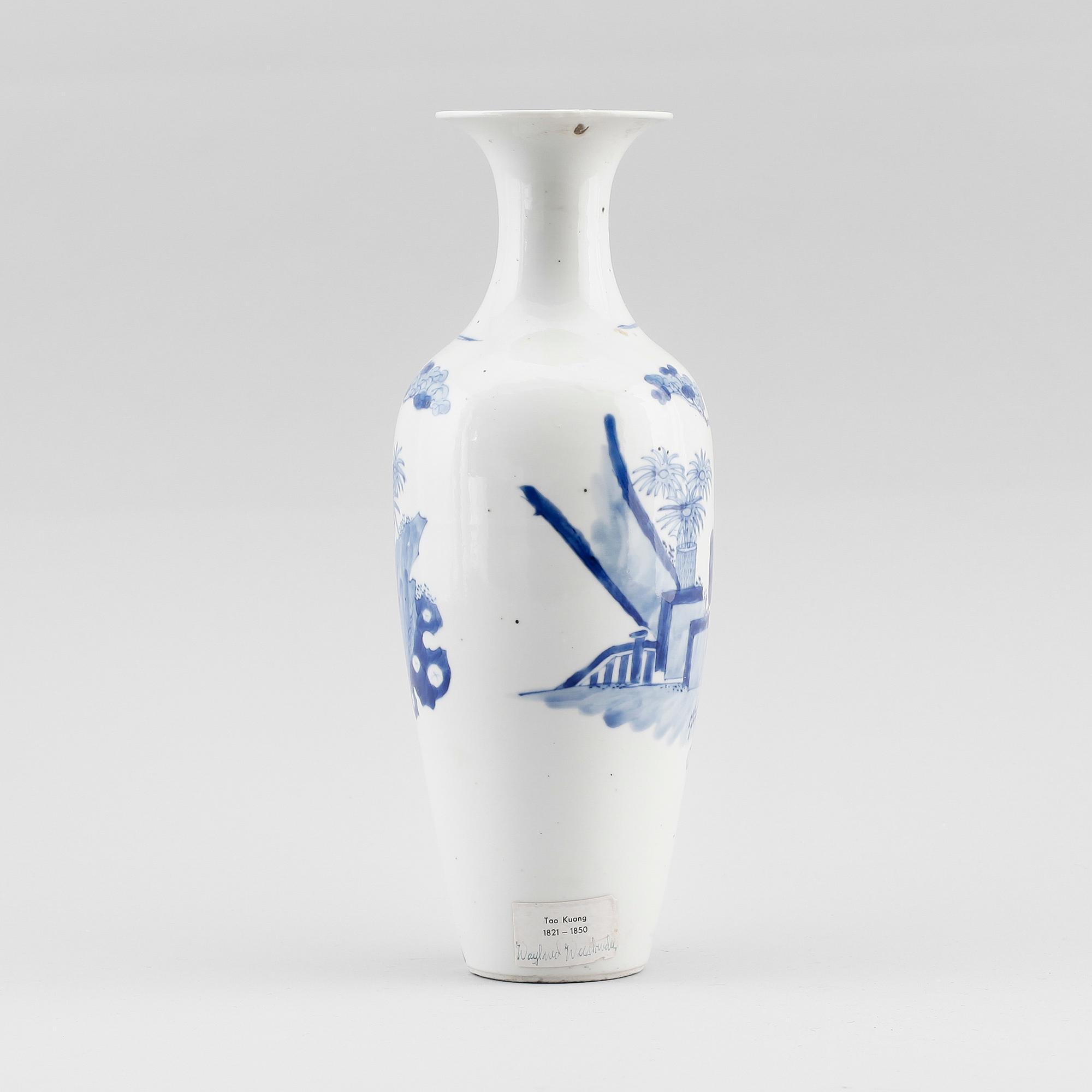 VAS, porslin, Kina, 1800-tal.