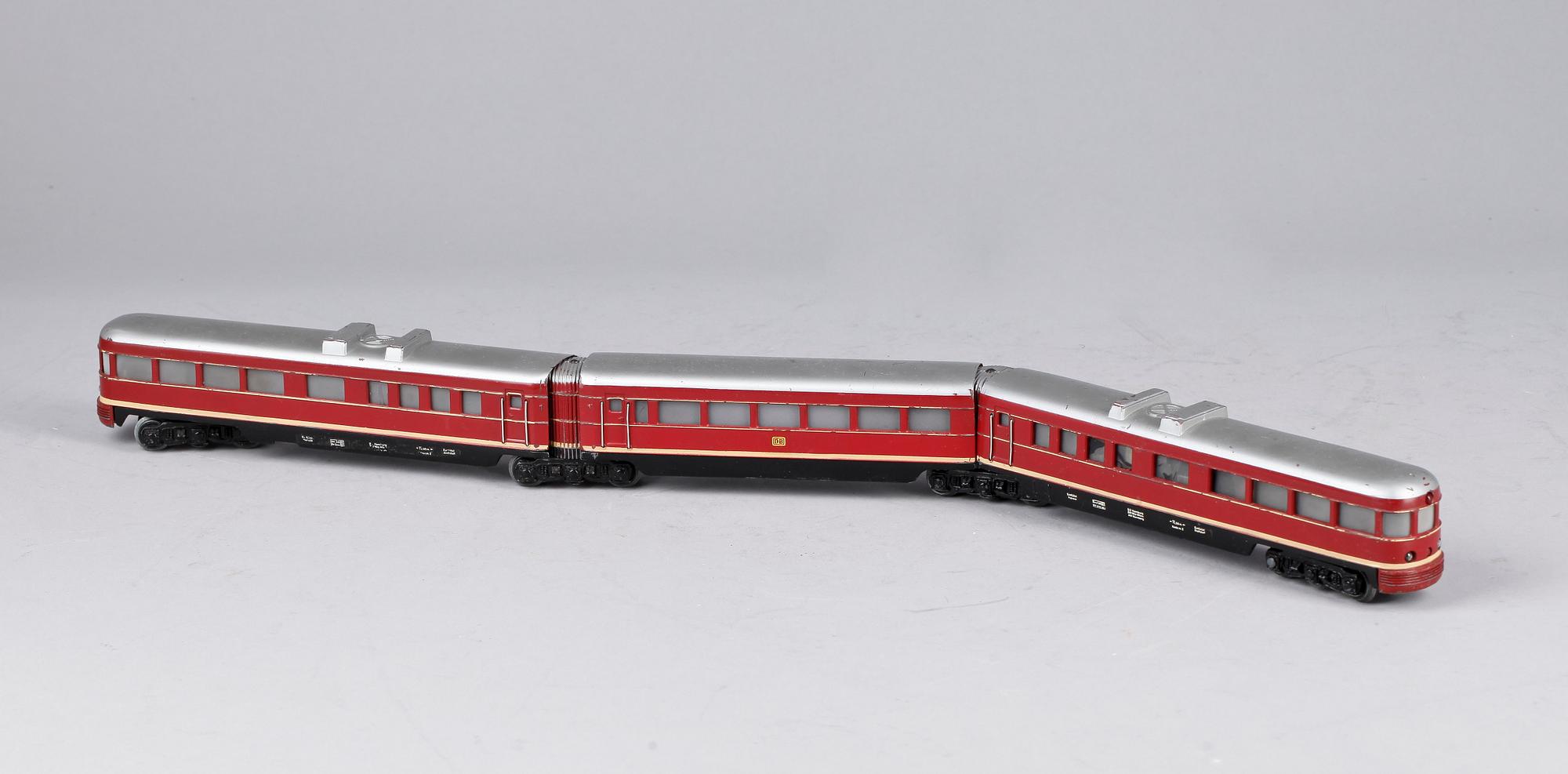 TREDELAT MOTORVAGNSTÅG, "3025", Märklin, 1900-talets andra hälft.