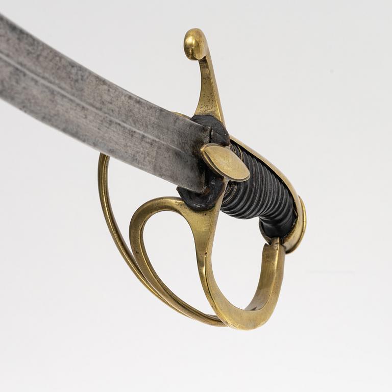 Sabel, svensk, 1800-talets första hälft, med balja.