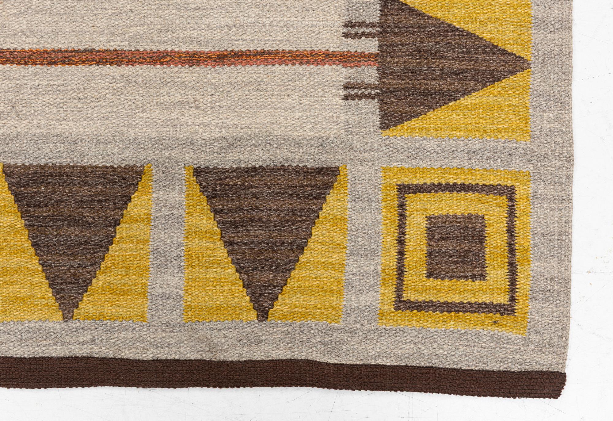 Rölakan rug, approximately 250 x 180 cm.