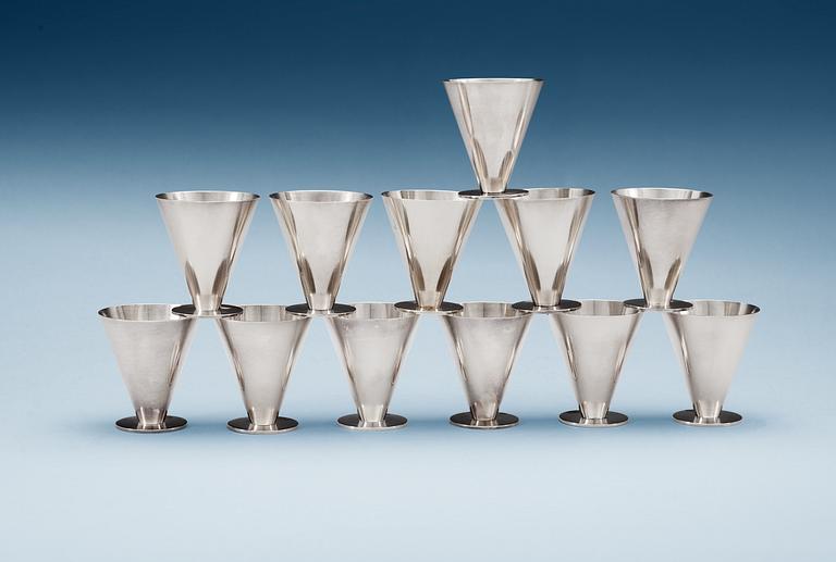 Wiwen Nilsson, A set of twelve Wiwen Nilsson sterling glasses, Lund 1933-51.
