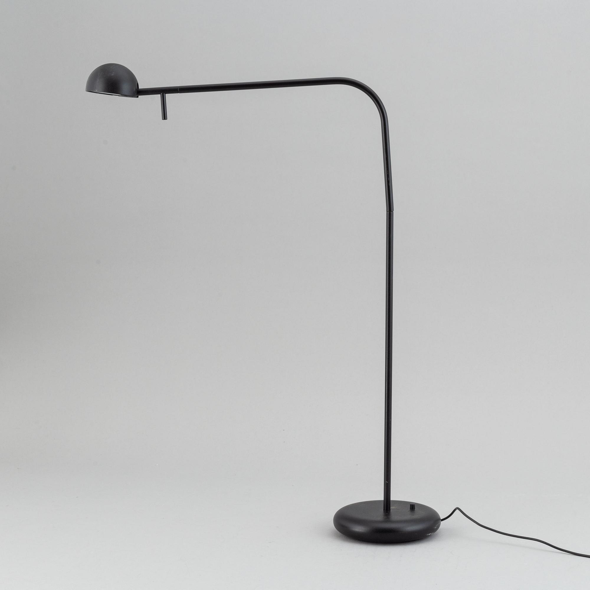Ichiro Iwasaki, "Pin" Skrivbordslampa, Vibia, 2000-tal.